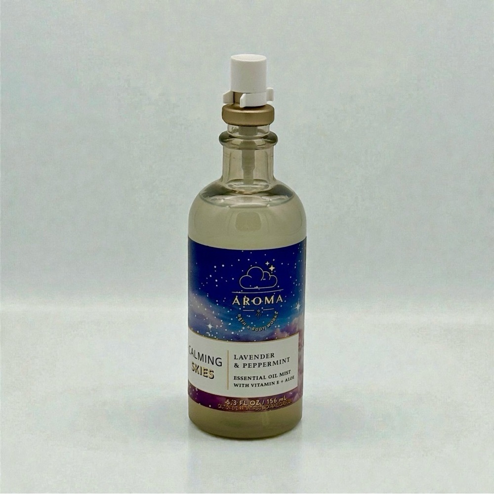 Bath & Body Works Calming Skies Lavender & Peppermint Oil Mist Spray NWT